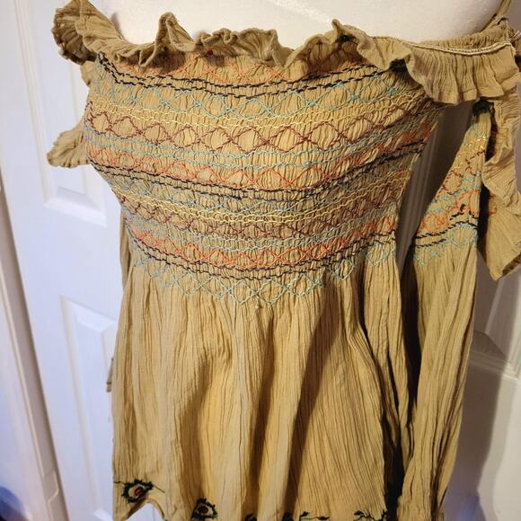 Chaudry KC Sport, S | Vintage Off-The-Shoulder Boho Stretchy Top With Embroidery - Picture 3 of 8